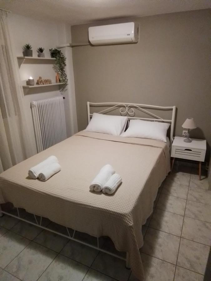 Appartamento George House Larissa Esterno foto