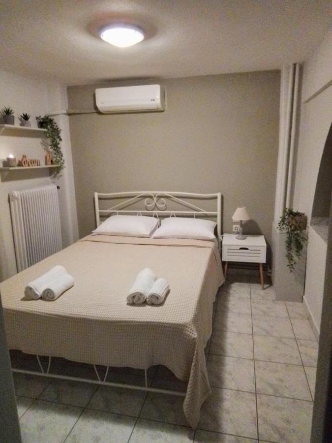 Appartamento George House Larissa Esterno foto
